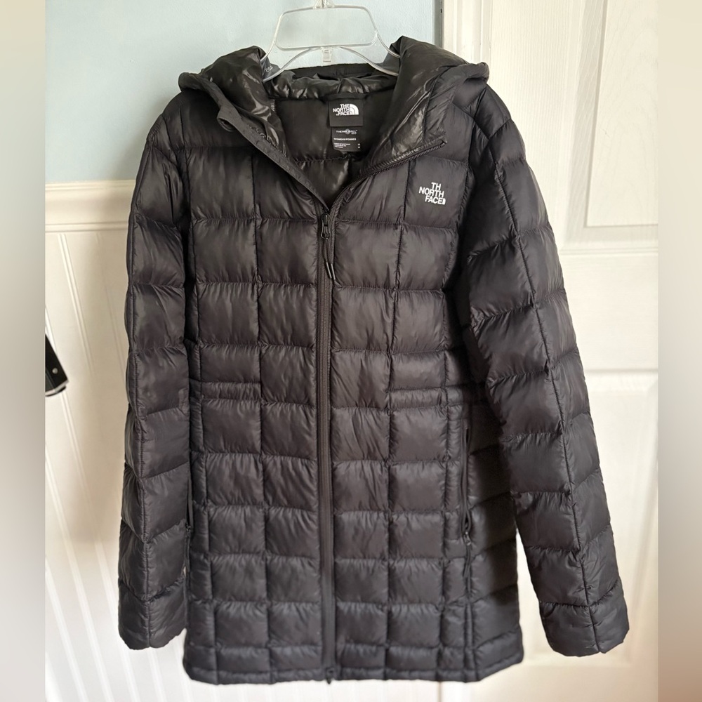 The North Face Women's Black Puffer Jacket
